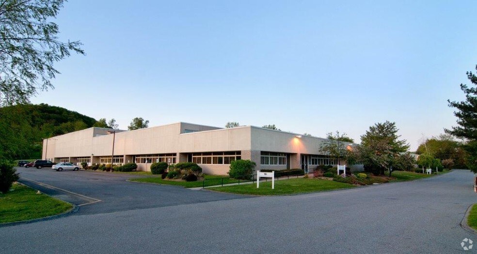 16 Mt. Ebo Rd S, Brewster, NY for lease - Building Photo - Image 1 of 3