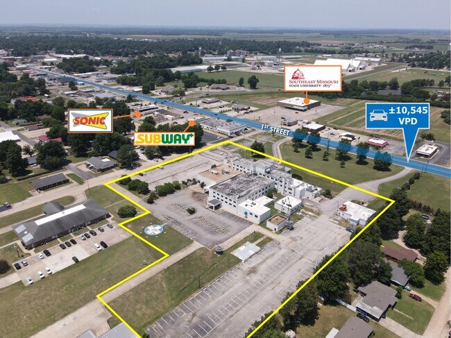 Plus de détails pour 1301 1st St, Kennett, MO - Soins de santé à vendre