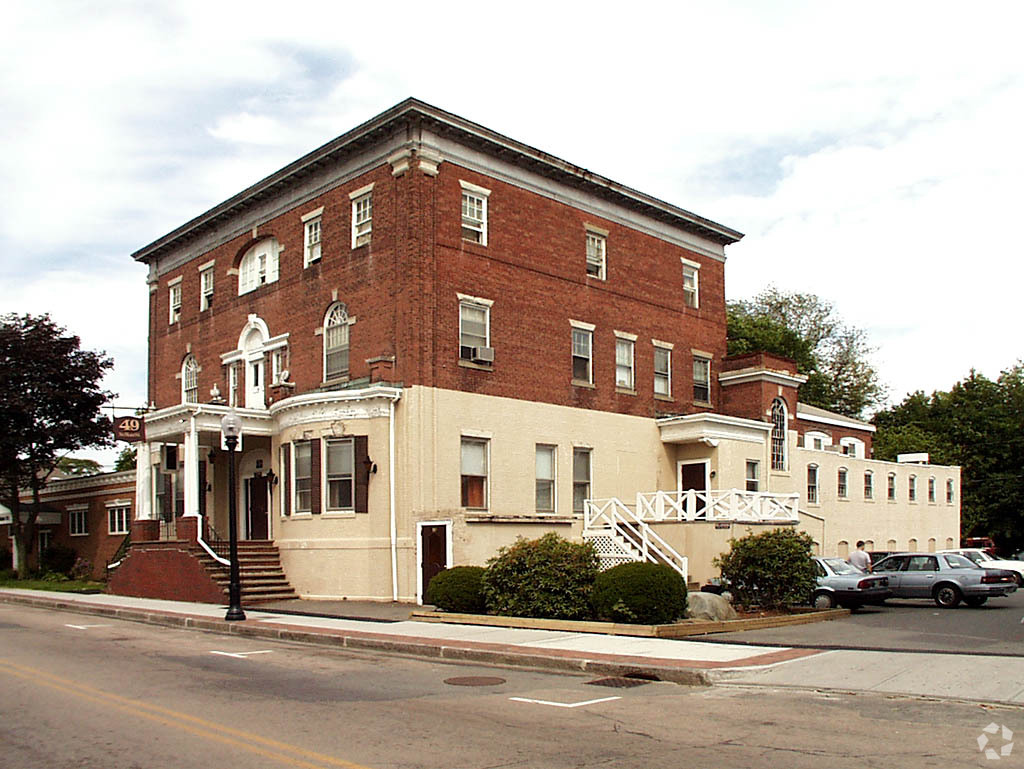 49 N Main St, Middleboro, MA for lease Primary Photo- Image 1 of 3