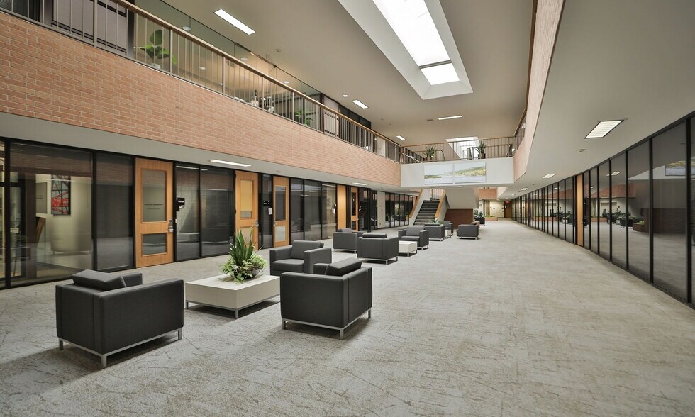 5252 Westchester St, Houston, TX à louer - Photo du bâtiment - Image 3 de 6