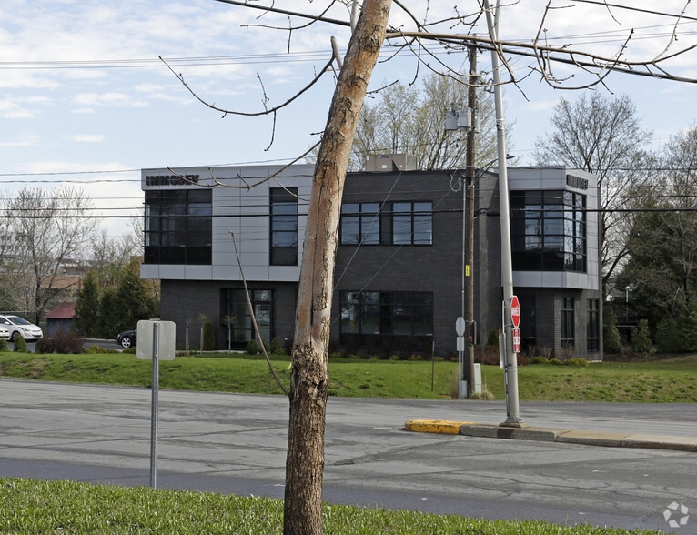 4550 Boul de la Grande-Allée, Boisbriand, QC à vendre - Photo du bâtiment - Image 3 de 3