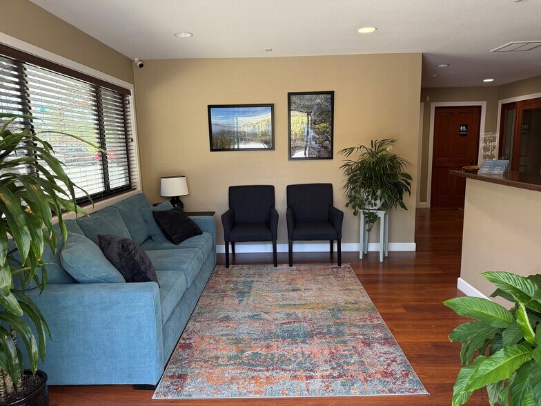 128 East St, Auburn, CA for lease - Building Photo - Image 1 of 29