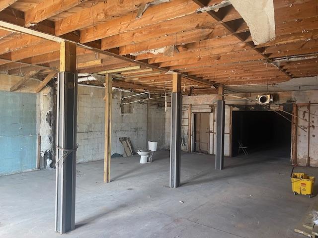 330 Madison Ave, Daytona Beach, FL for sale - Building Photo - Image 3 of 31