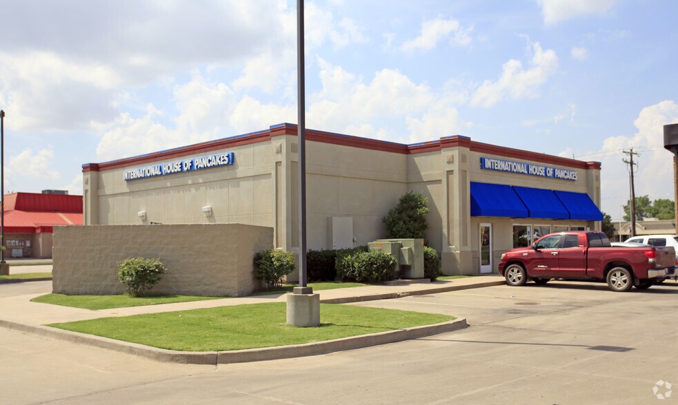 4125 W Owen K Garriott Rd, Enid, OK à vendre - Photo du bâtiment - Image 2 de 2