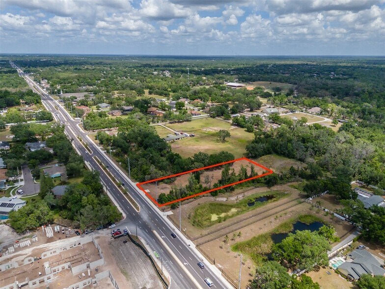 5106 Bell Shoals Rd, Valrico, FL à vendre - Photo du bâtiment - Image 3 de 18