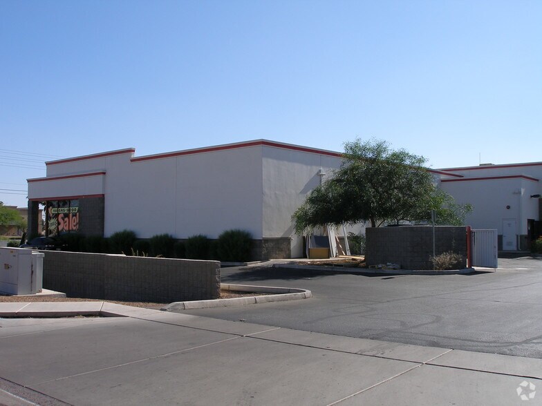 2344 E Baseline Rd, Mesa, AZ à louer - Photo du bâtiment - Image 3 de 12