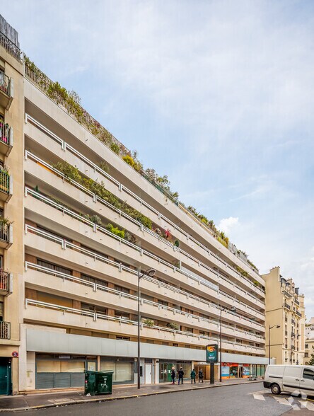 39 Rue Du Docteur Blanche, Paris for lease - Primary Photo - Image 1 of 3