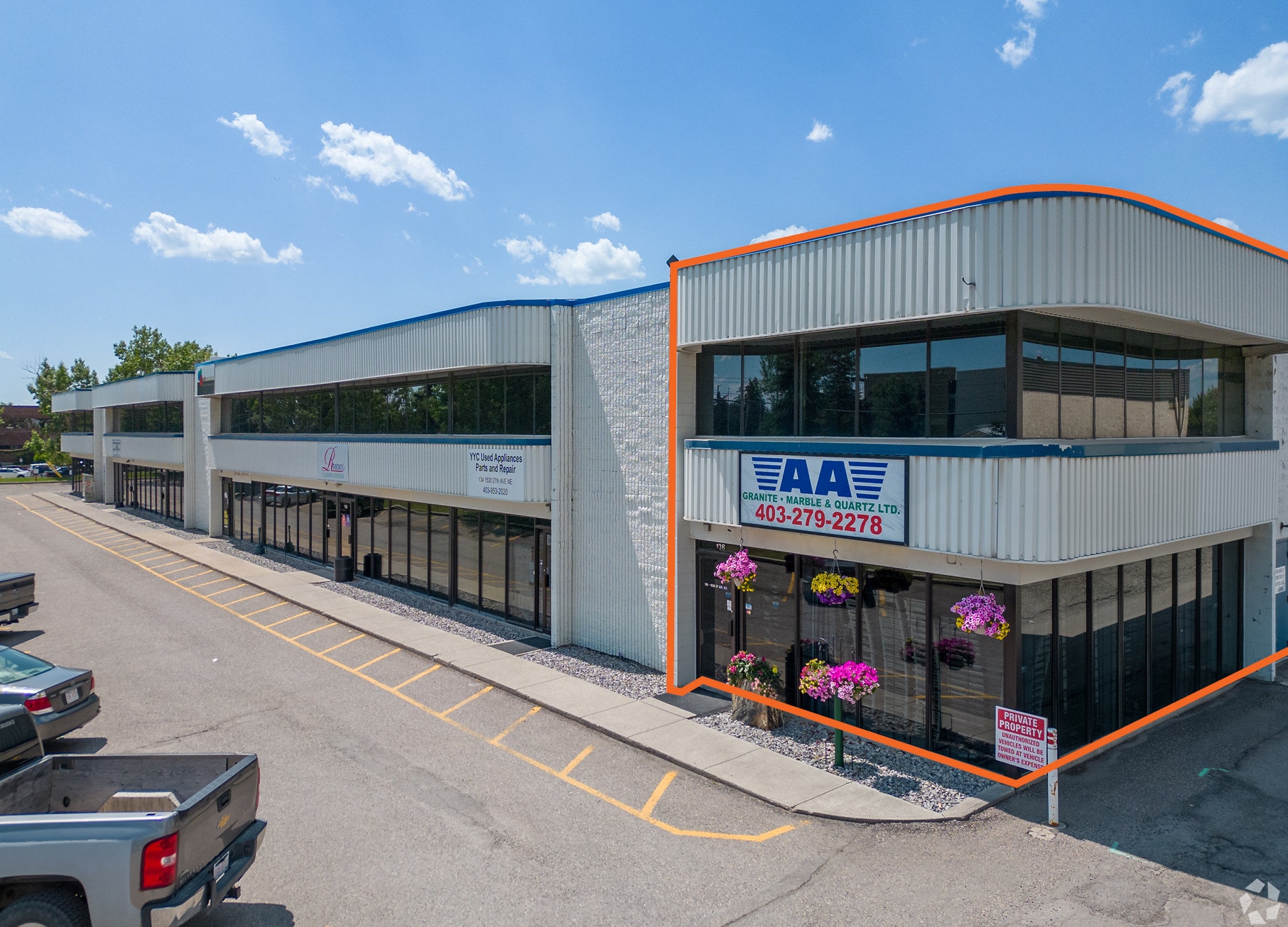 1530 27th Ave NE, Calgary, AB for lease Interior Photo- Image 1 of 18