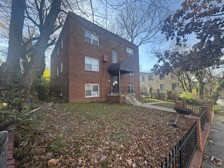 411 Atlantic St SE, Washington, DC for sale - Primary Photo - Image 1 of 1