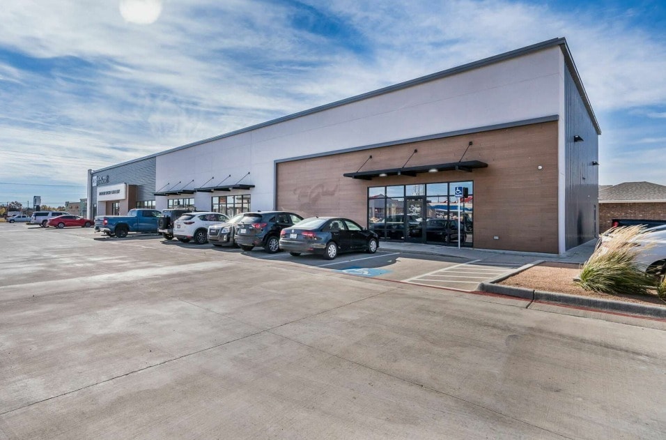 7410 Hillside Rd, Amarillo, TX for lease Building Photo- Image 1 of 2