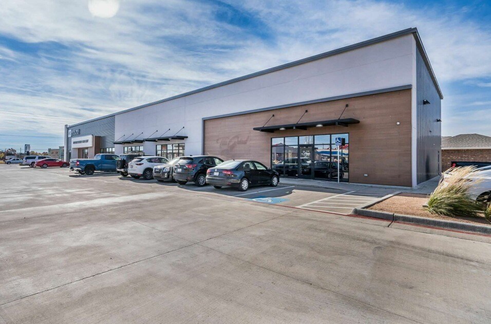 7410 Hillside Rd, Amarillo, TX à louer Photo du bâtiment- Image 1 de 2