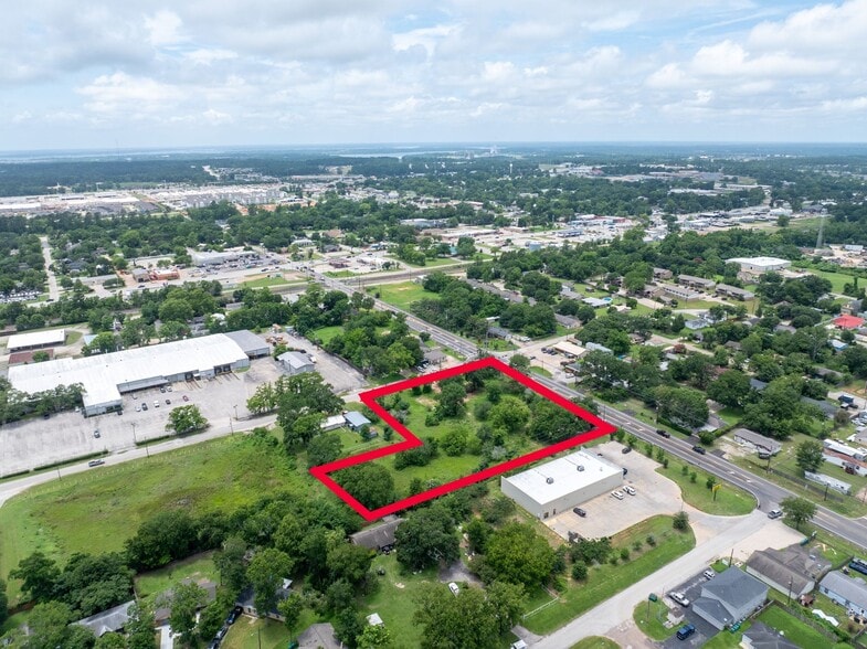 308 E Powell St, Willis, TX for sale - Aerial - Image 3 of 10