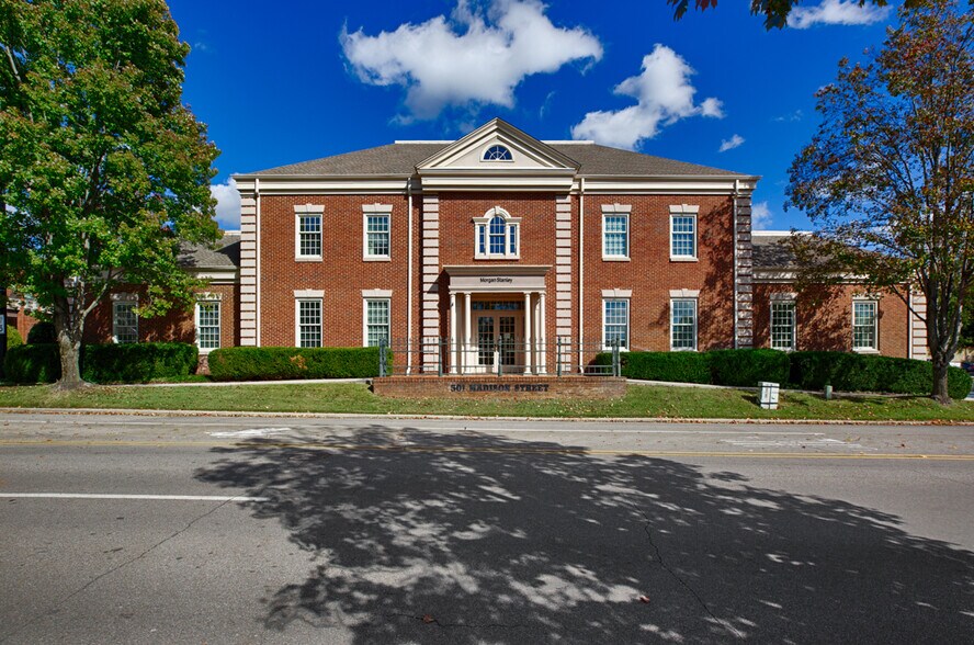 501 Madison St S, Huntsville, AL à louer - Photo du bâtiment - Image 3 de 10