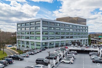 250 Pehle Ave, Saddle Brook, NJ - Aerial  map view