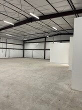 121 CR 423, Spicewood, TX for lease Building Photo- Image 1 of 13