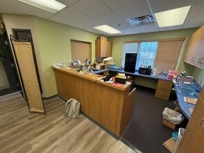 9945 Vail Dr, Twinsburg, OH à louer Photo intérieure- Image 2 de 3