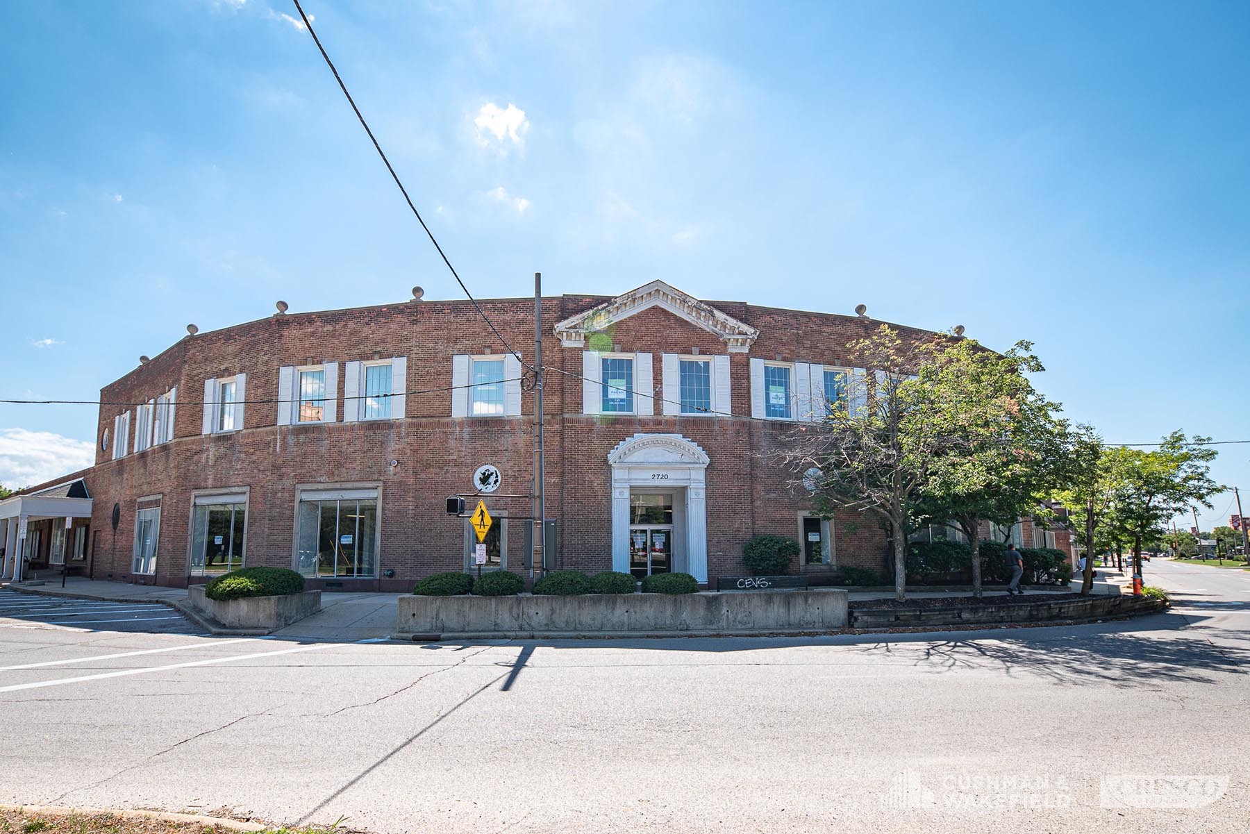 2720 Van Aken Blvd, Cleveland, OH for lease Primary Photo- Image 1 of 19