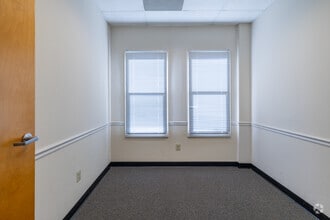903 Sheehy Dr, Horsham Township, PA for lease Interior Photo- Image 1 of 8