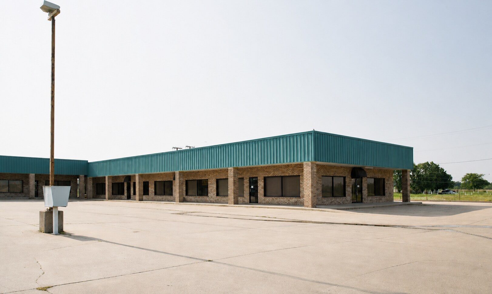 11213 N Garnett Rd, Owasso, OK à louer Photo du bâtiment- Image 1 de 3