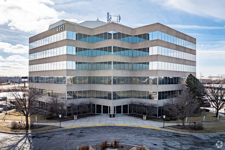 4801 Southwick Dr, Matteson, IL for lease - Primary Photo - Image 1 of 19