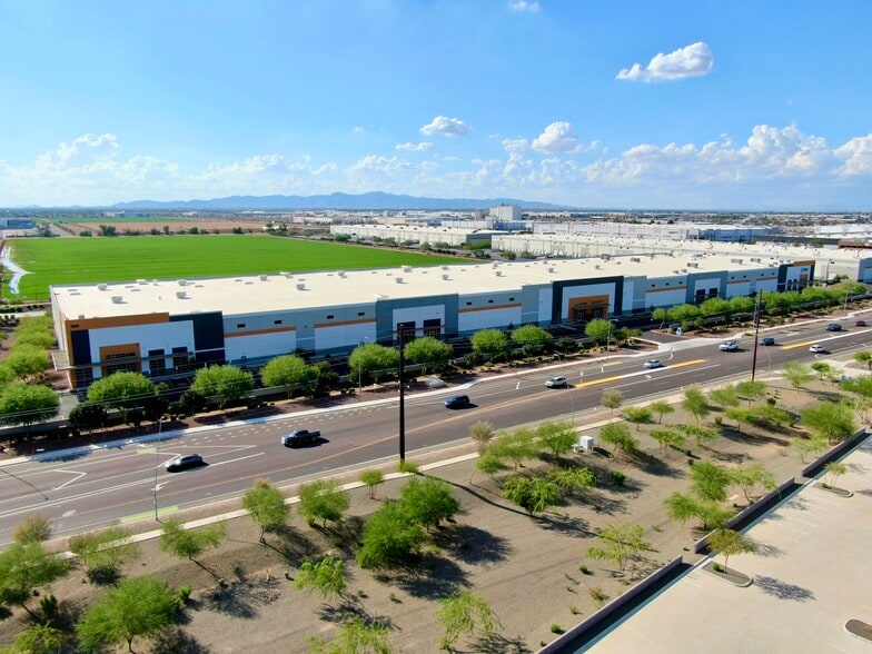 9393 W Buckeye Rd, Tolleson, AZ for lease - Building Photo - Image 3 of 11