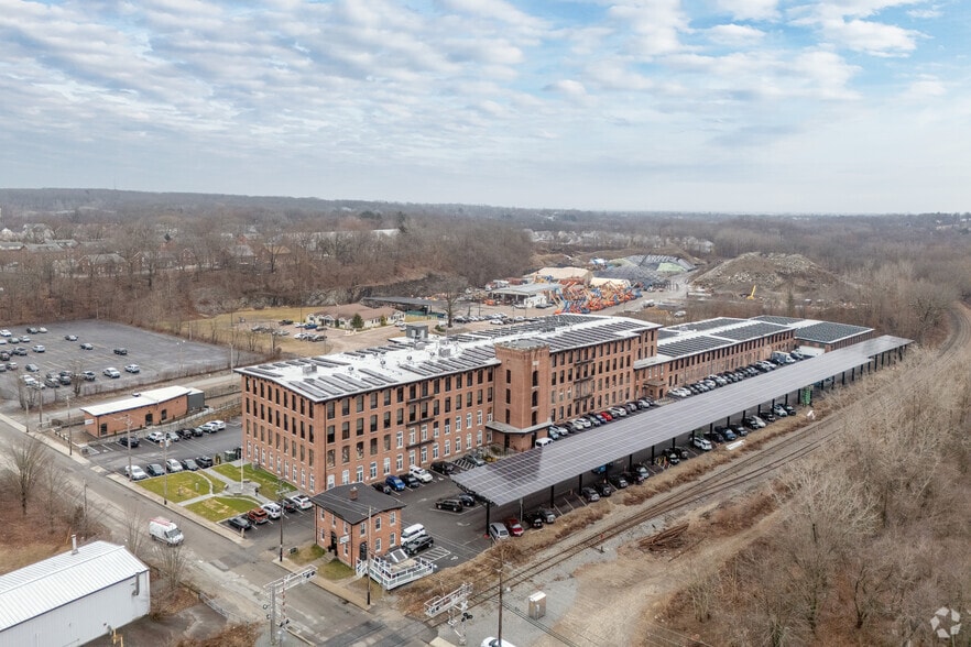 30 Martin St, Cumberland, RI for lease - Aerial - Image 1 of 16