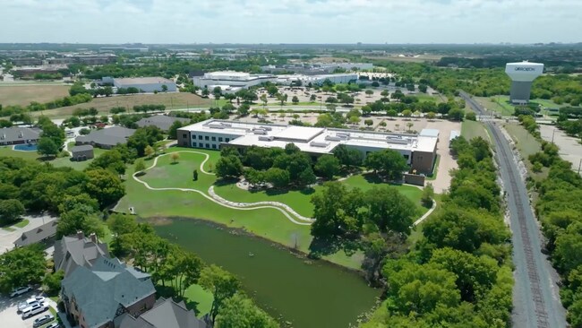 More details for 4201 Marsh Ln, Carrollton, TX - Office for Sale