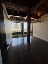 260 1st Ave S, Saint Petersburg, FL à louer Photo intérieure- Image 1 de 3