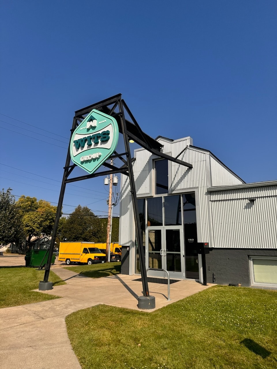 1153 SE 16th Ave, Minneapolis, MN à louer Photo du bâtiment- Image 1 de 41