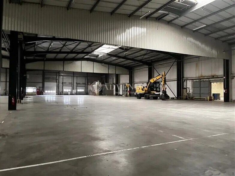 Industrial in Geispolsheim for lease - Interior Photo - Image 3 of 7