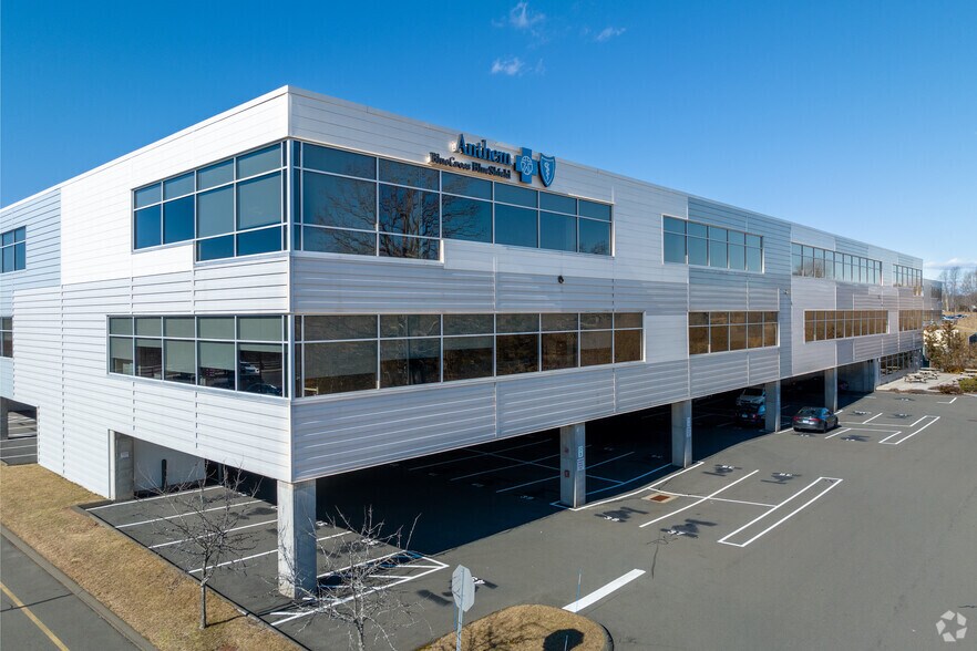 108 Leigus Rd, Wallingford, CT à louer - Photo intérieure - Image 2 de 26