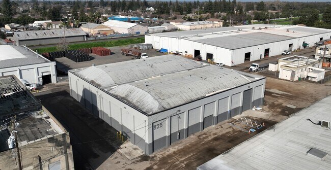 Plus de détails pour 825 N Stockton St, Lodi, CA - Industriel à louer
