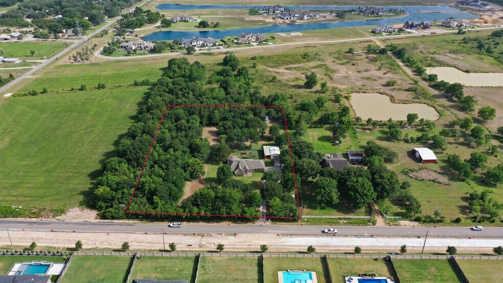 27111 Clay Rd, Katy, TX à vendre - Photo du bâtiment - Image 2 de 4