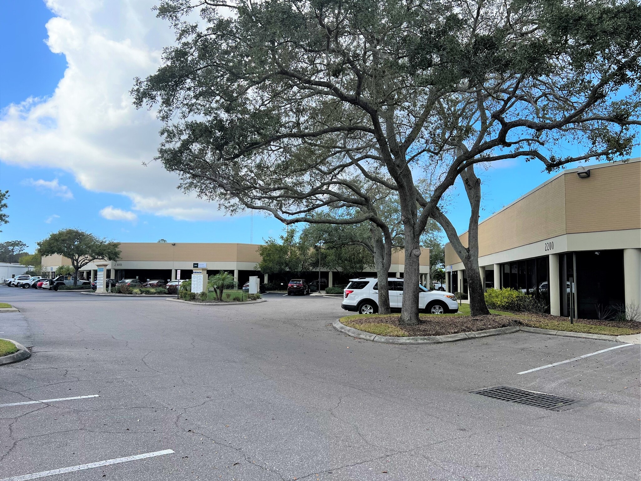 2200 Tall Pines Dr, Largo, FL for lease Primary Photo- Image 1 of 14