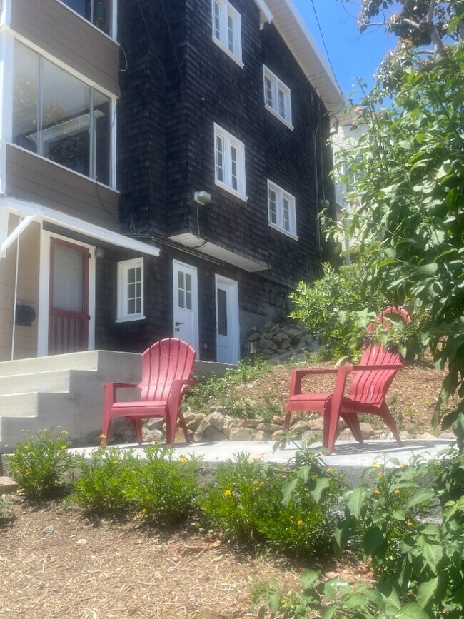 Plus de détails pour 3915 Bluff Pl, San Pedro, CA - Multi-résidentiel à vendre