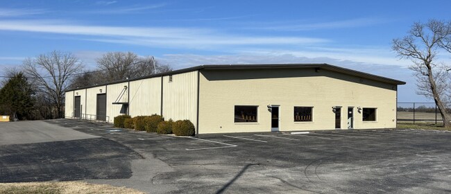 More details for 851 Lovers Ln, Bowling Green, KY - Industrial for Lease