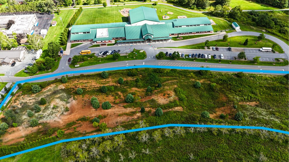 114 Orchard Ln, Banner Elk, NC à vendre - Photo du bâtiment - Image 2 de 14