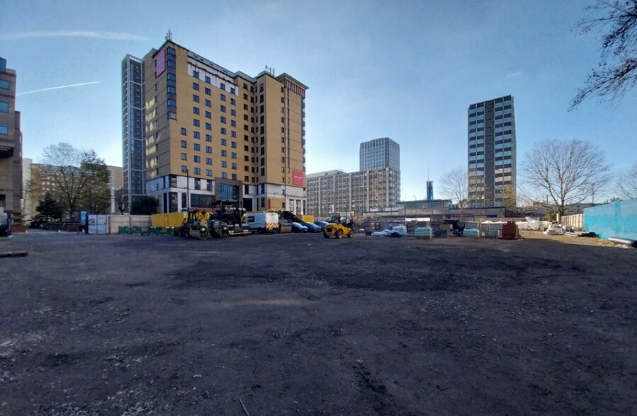 1 Lansdowne Rd, Croydon à louer - Photo du bâtiment - Image 2 de 4