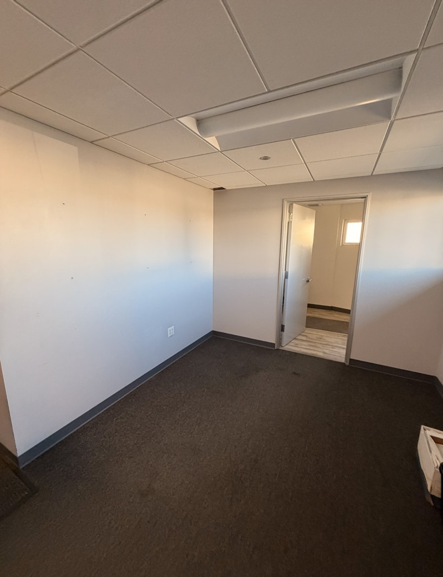 8108 Commercial St, La Mesa, CA à louer Photo intérieure- Image 1 de 9