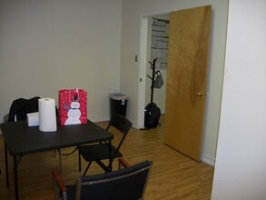 253 S Washington Ave, Bergenfield, NJ à louer Photo intérieure- Image 1 de 8