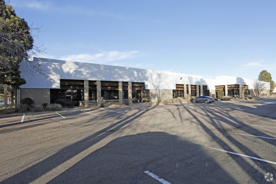 4955 Peoria St, Denver, CO à louer - Photo du bâtiment - Image 1 de 2