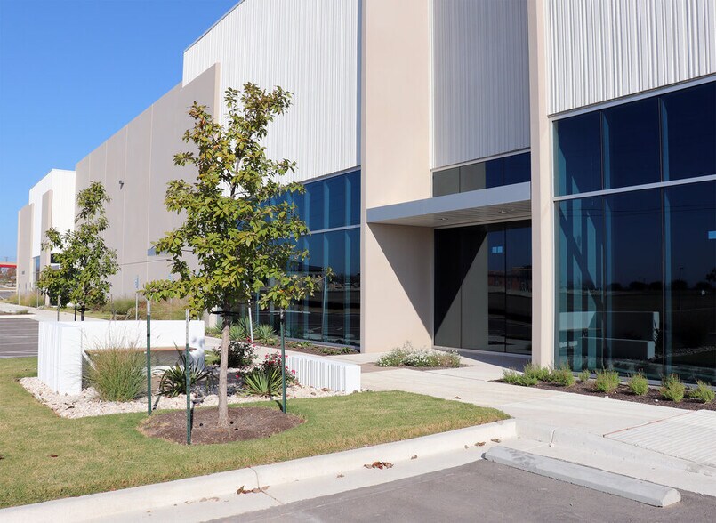 Heatherwilde and SH 45, Pflugerville, TX for lease - Building Photo - Image 2 of 14