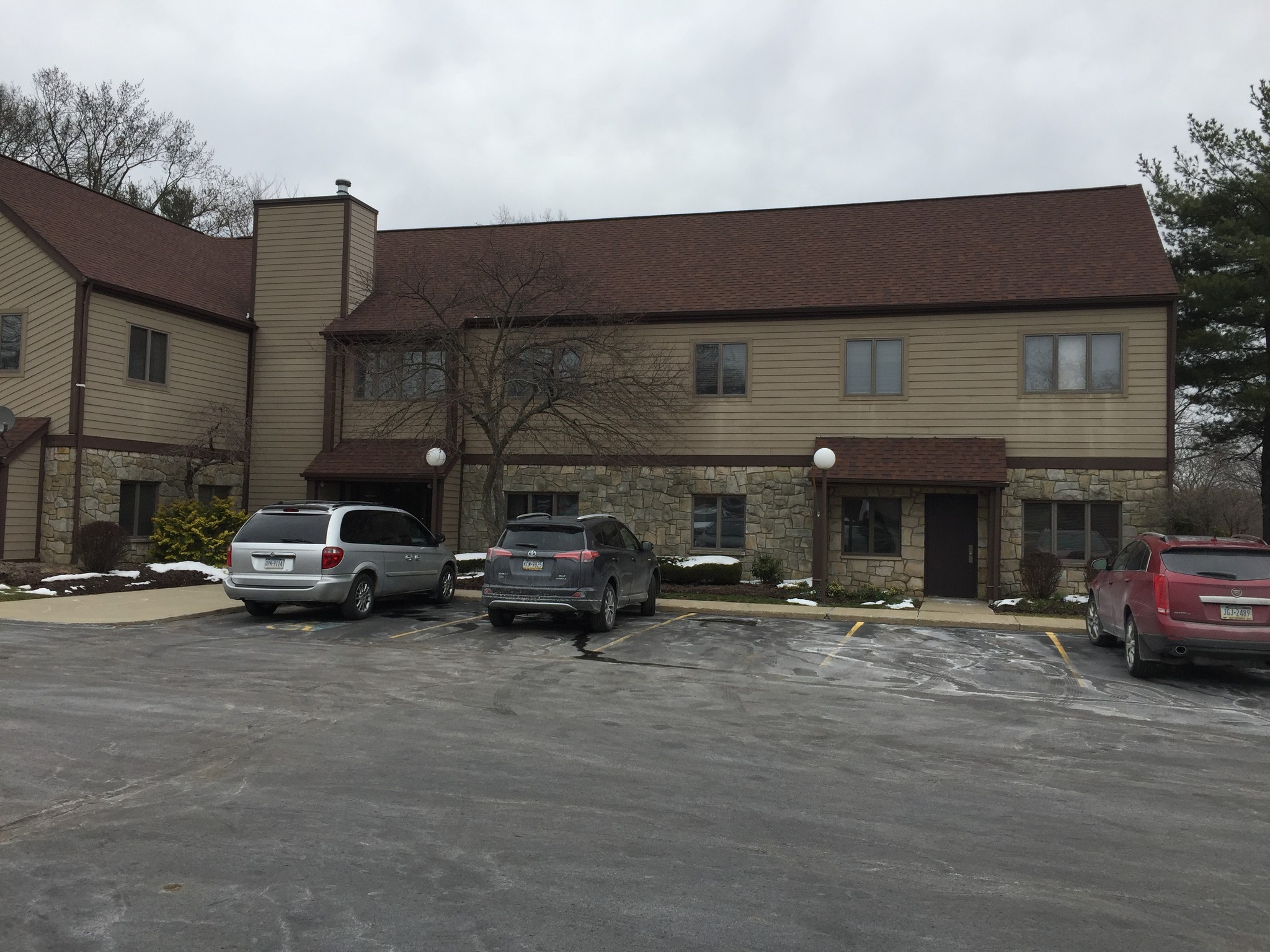 2213 Shenango Valley Fwy, Hermitage, PA for sale Building Photo- Image 1 of 1