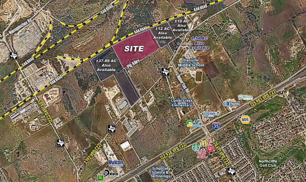 195 Pig Aly, New Braunfels, TX à vendre - Photo du bâtiment - Image 2 de 2