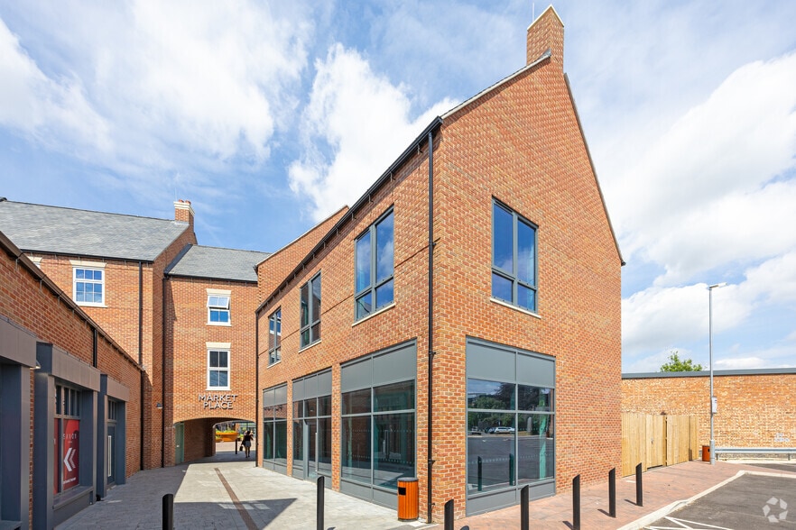Market Pl, Gainsborough for lease - Building Photo - Image 3 of 3