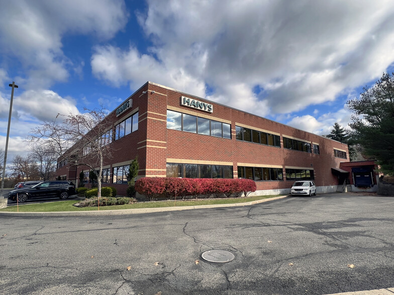 1 Empire Dr, Rensselaer, NY for lease - Building Photo - Image 3 of 11