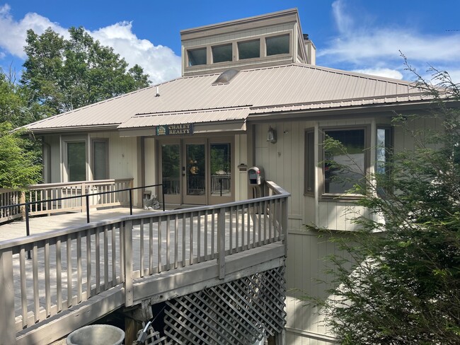 More details for 3026 Beech Mountain Pky, Banner Elk, NC - Office for Sale