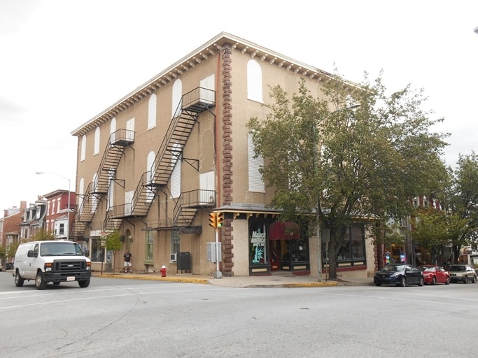 34 S Main St, Phoenixville, PA for sale - Primary Photo - Image 1 of 37