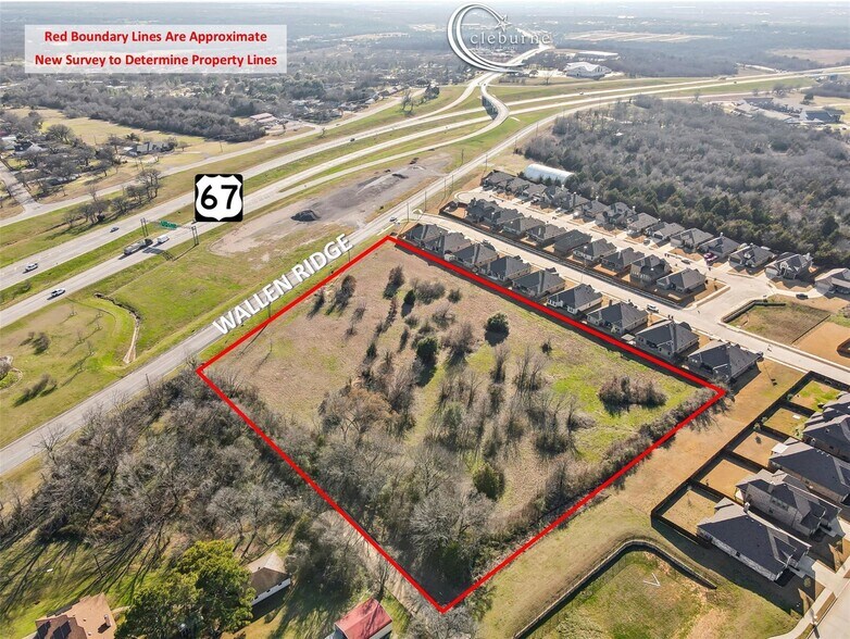 526 Wallen Ridge, Keene, TX à vendre - Photo du bâtiment - Image 2 de 17