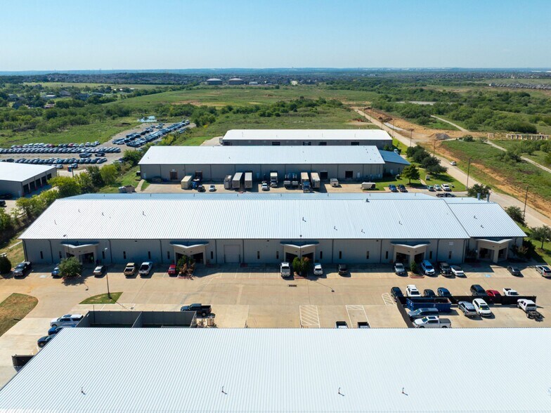8141 Gateway Dr, Argyle, TX à louer - Aérien - Image 3 de 10